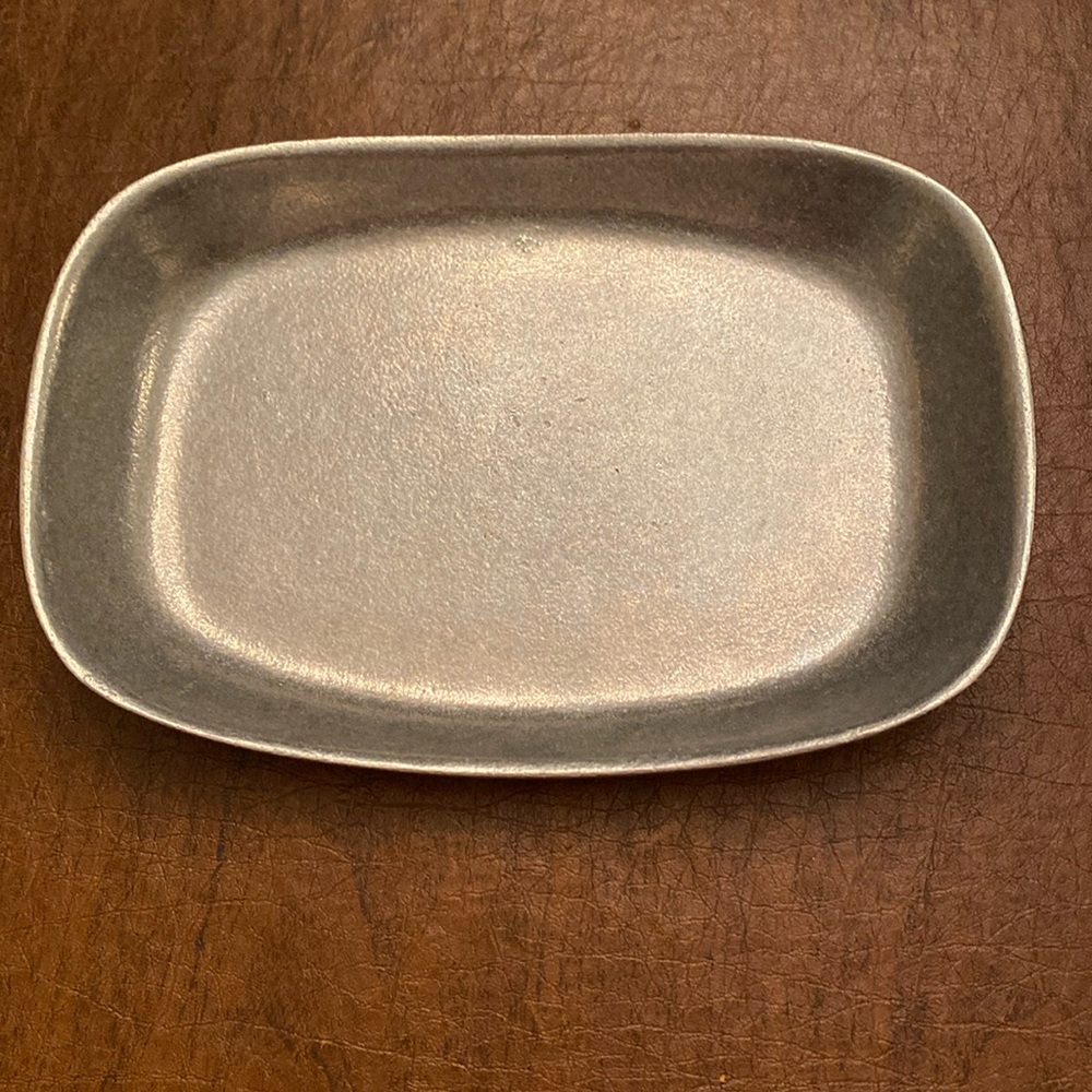 Wilton Armetale Pennsylvania Pewter Bread Tray/ Platter